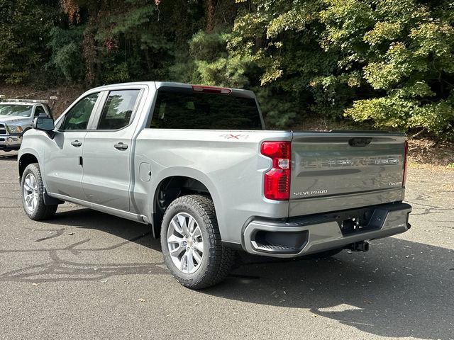 2026 Chevrolet Silverado 1500 Custom photo 2
