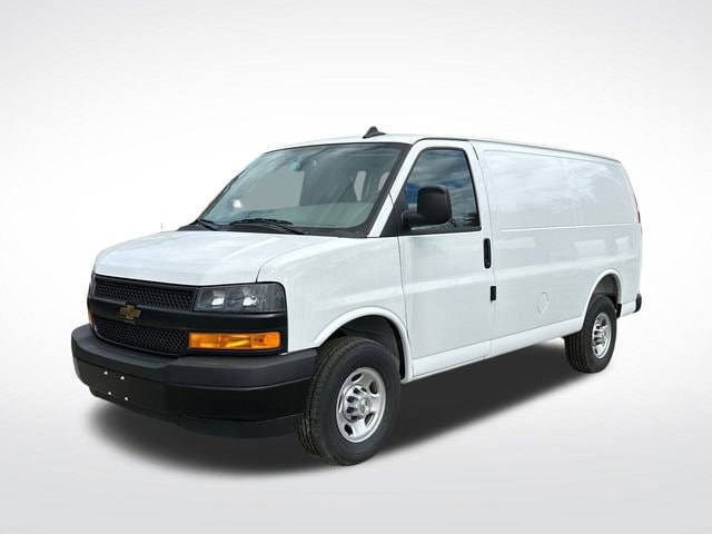 2025 Chevrolet Express Base's photo