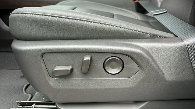 2026 GMC Sierra 2500HD SLT - Photo 11