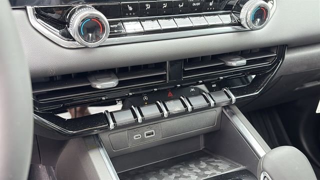 2026 GMC Canyon Elevation - Photo 19