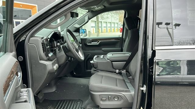 2026 GMC Sierra 1500 SLE - Photo 9