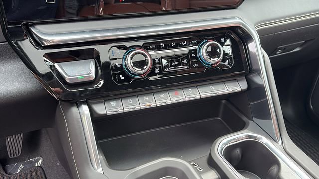 2026 GMC Sierra 2500HD Denali Ultimate - Photo 18