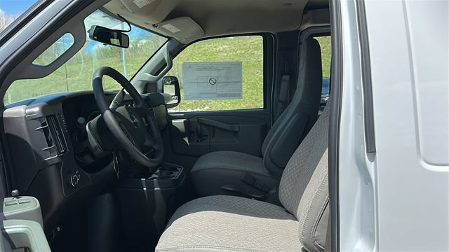 2026 GMC Savana Cargo Work Van - Photo 9