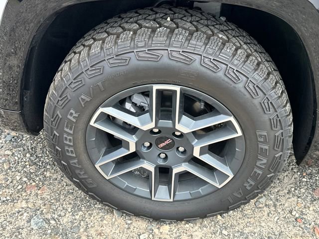 2026 GMC Terrain AT4 - Photo 8