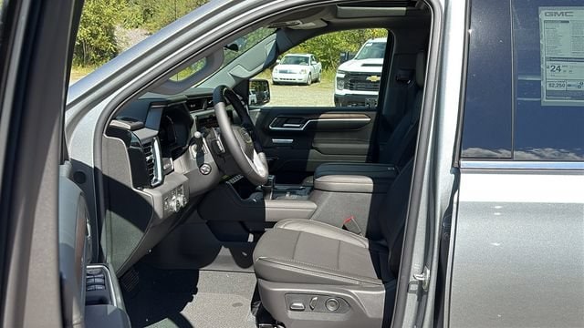 2026 GMC Sierra 1500 Denali - Photo 9