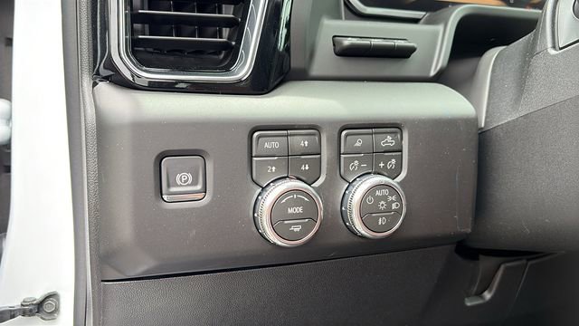 2026 GMC Sierra 2500HD Denali Ultimate - Photo 11
