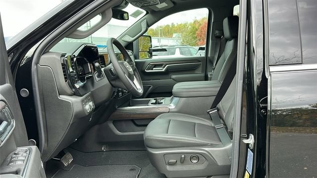 2026 GMC Sierra 2500HD SLT - Photo 10