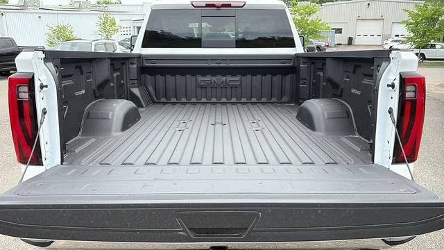 2026 GMC Sierra 3500HD SLT - Photo 25