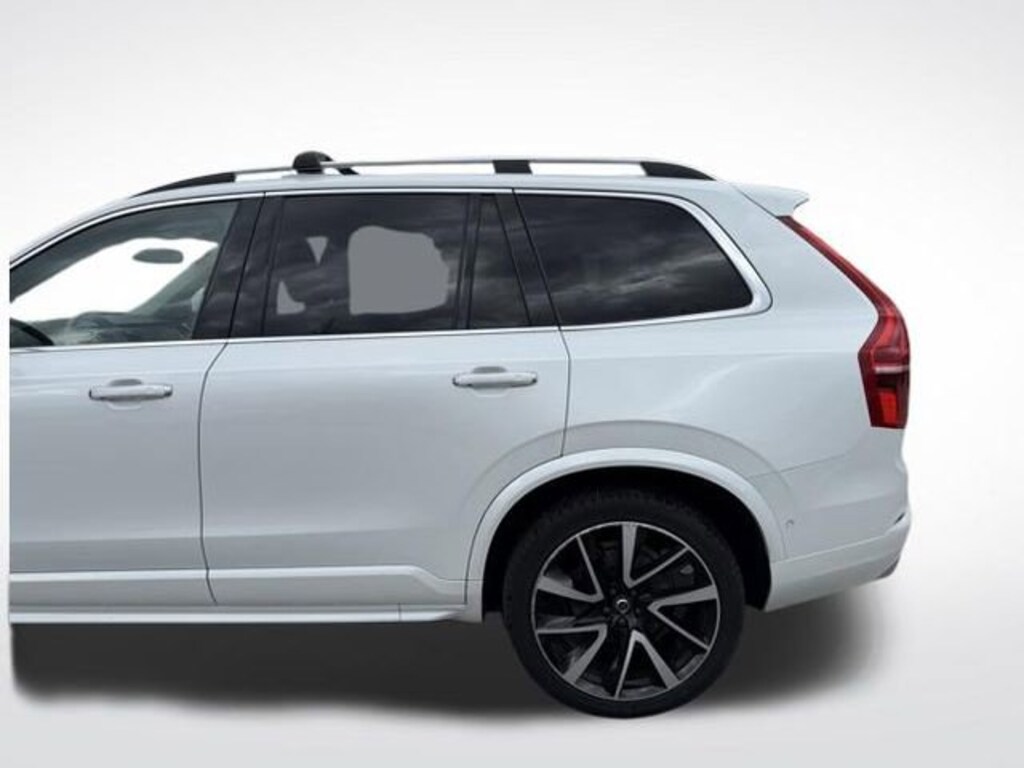 Used 2018 Volvo XC90 T6 Momentum SUV