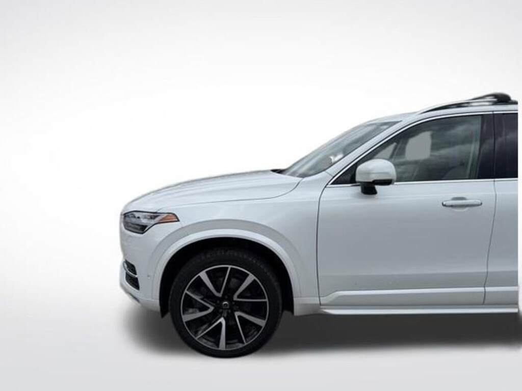 Used 2018 Volvo XC90 T6 Momentum SUV