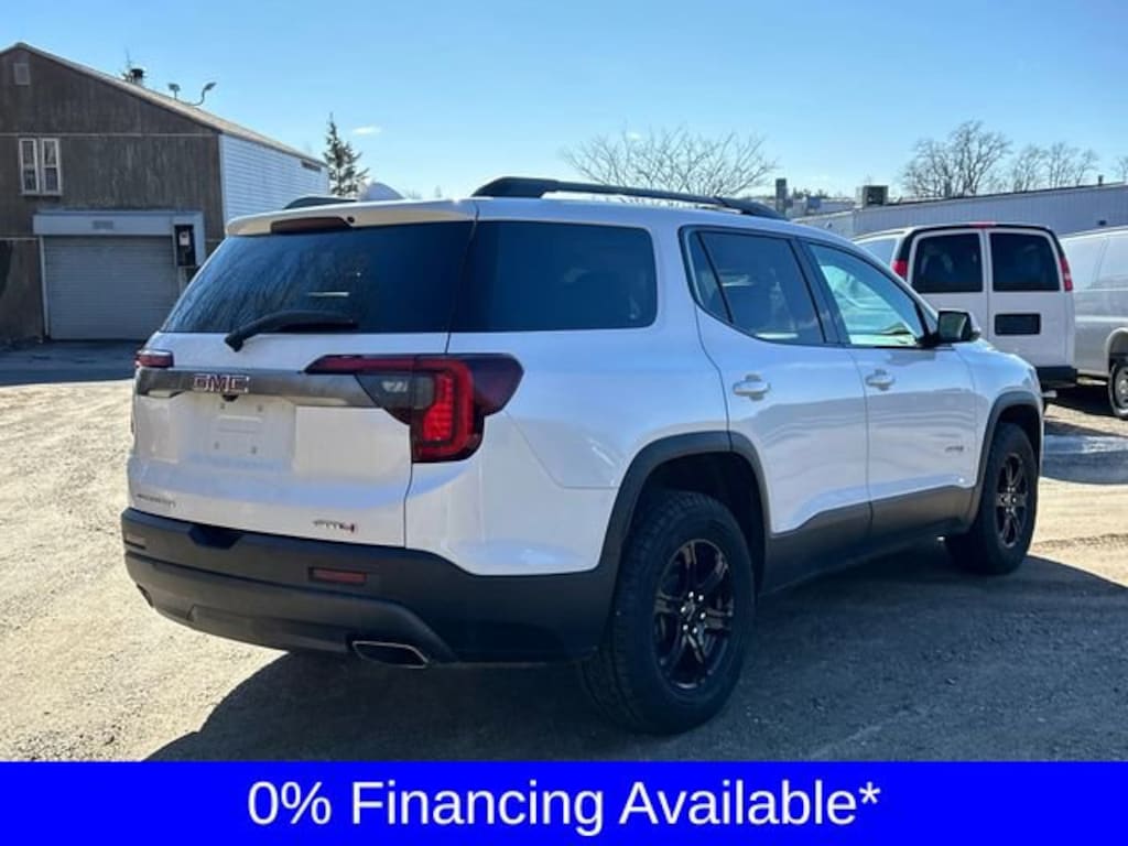 Used 2022 GMC Acadia AT4 SUV