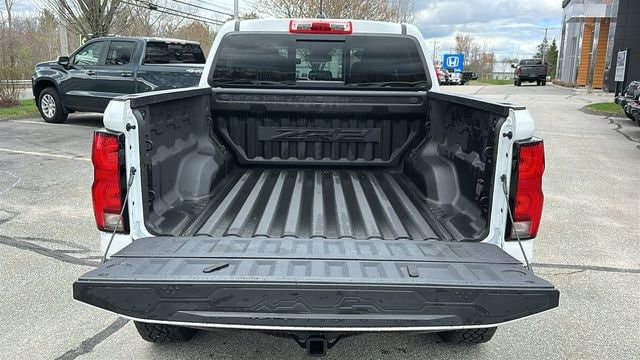 2024 Chevrolet Colorado ZR2 - Photo 27
