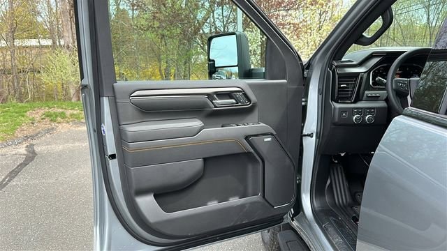 2026 GMC Sierra 2500HD AT4 - Photo 8