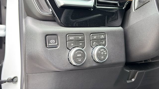 2026 GMC Sierra 3500HD SLT - Photo 11