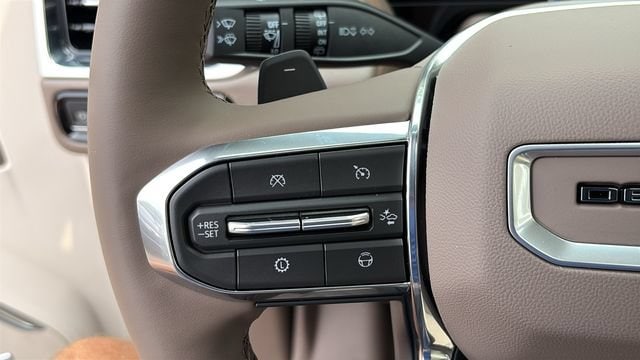 2026 GMC Yukon Denali - Photo 15