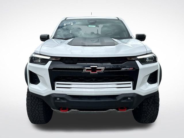2024 Chevrolet Colorado ZR2 - Photo 6