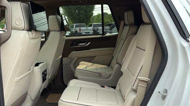 2026 GMC Yukon Denali - Photo 25