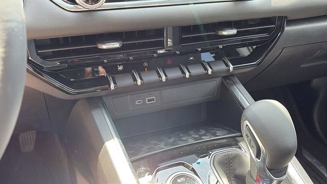 2026 GMC Canyon Elevation - Photo 18
