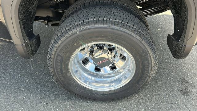 2026 GMC Sierra 3500HD SLT - Photo 8
