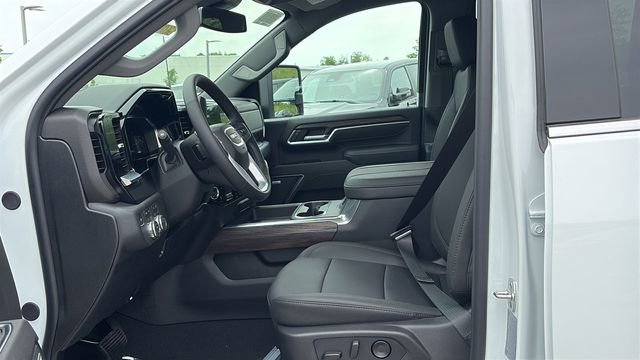 2026 GMC Sierra 3500HD SLT - Photo 9