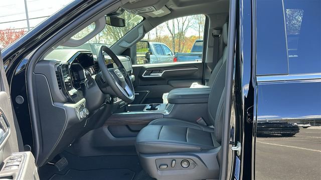 2026 GMC Sierra 3500HD SLT - Photo 10