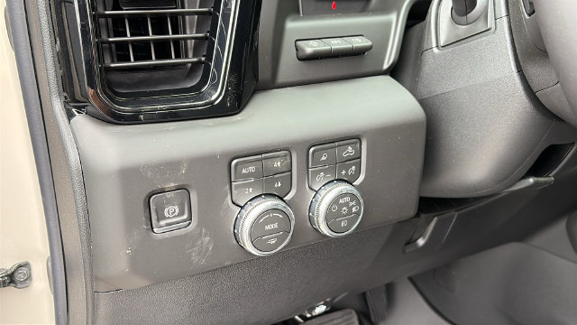 2026 GMC Sierra 2500HD AT4X - Photo 13