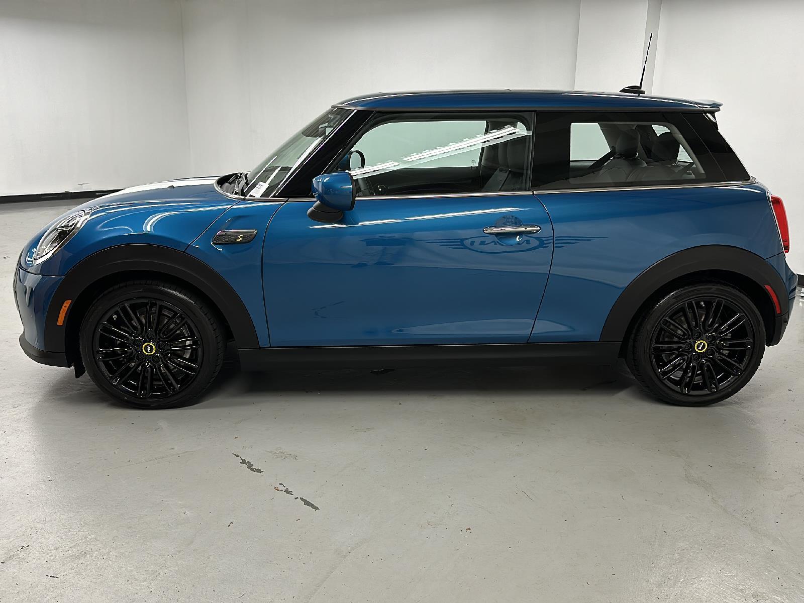 Used 2024 MINI Hardtop 2 Door SE with VIN WMW13DJ01R2V20790 for sale in Seattle, WA