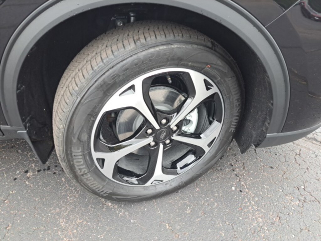 New 2025 Ford Escape ST-Line Select SUV