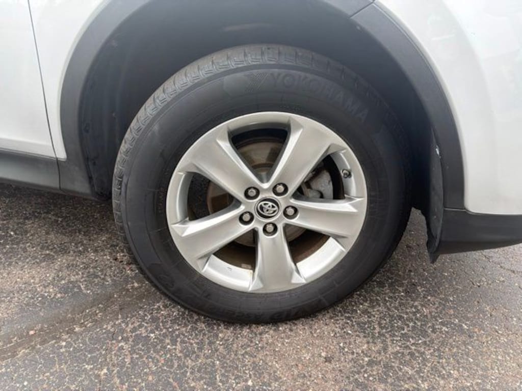 Used 2015 Toyota RAV4 XLE SUV
