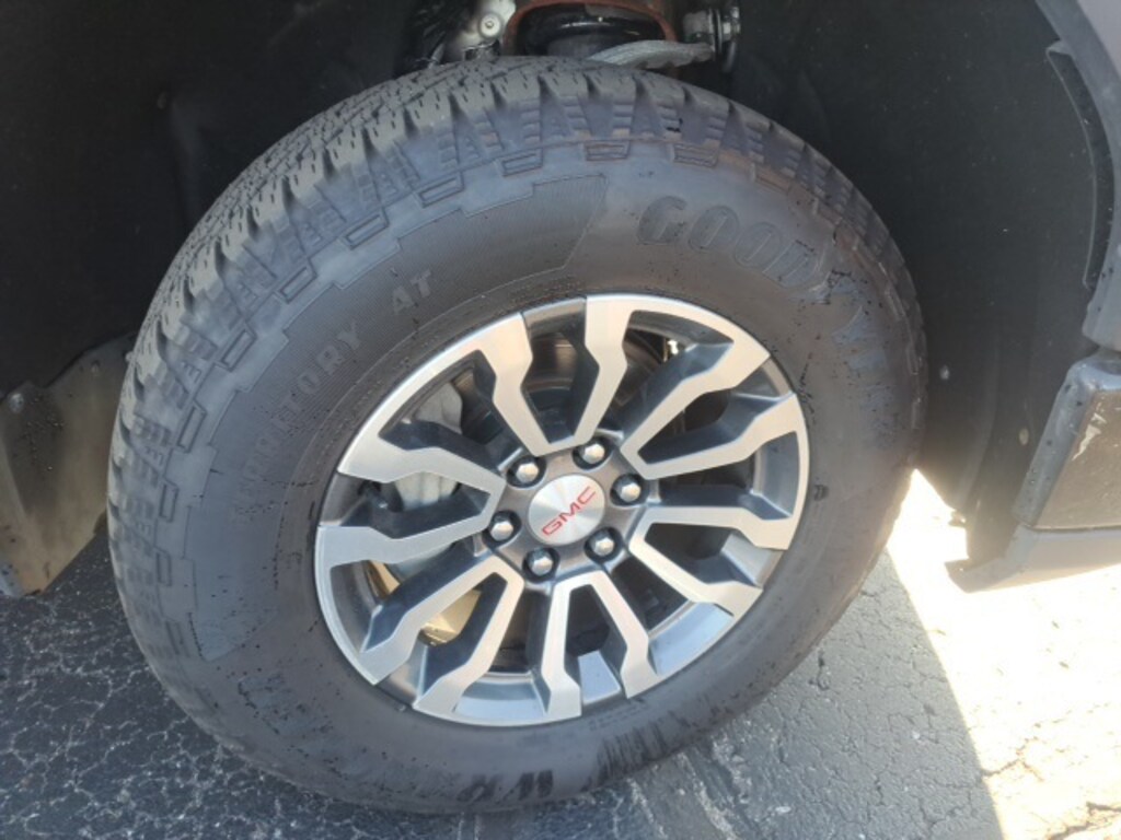 Used 2023 GMC Sierra 1500 AT4 Truck Crew Cab