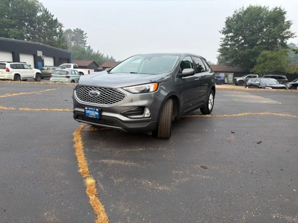 Certified 2024 Ford Edge SUV