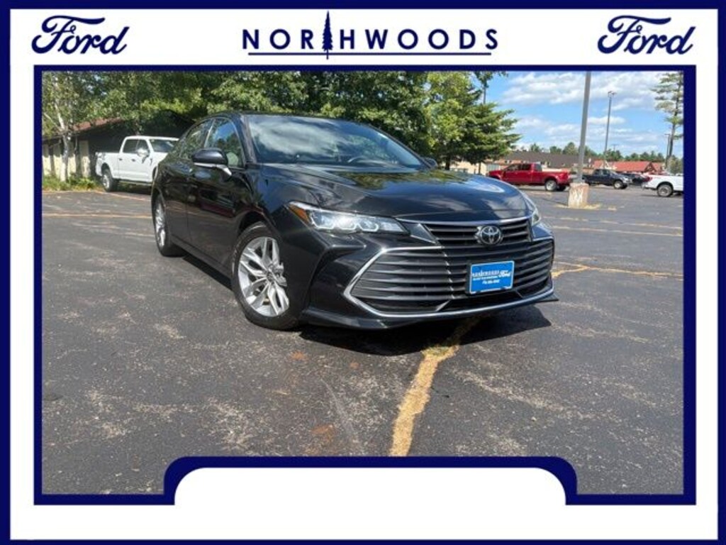 Used 2022 Toyota Avalon XLE Sedan