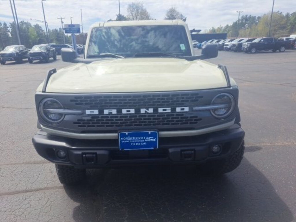 New 2025 Ford Bronco Badlands SUV