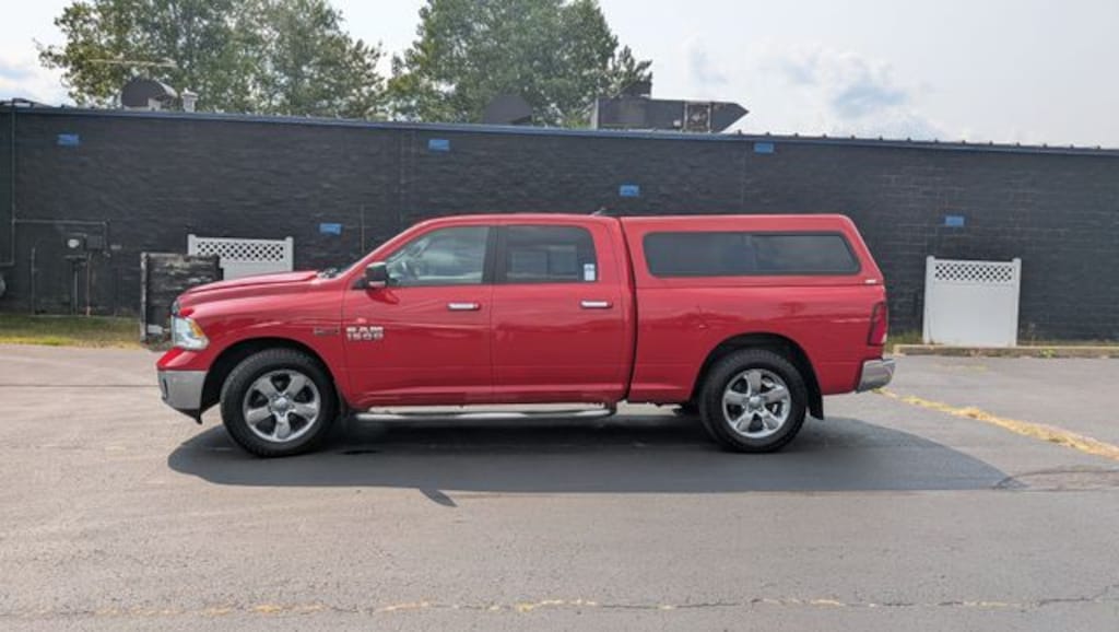 Used 2016 Ram 1500 SLT Truck Crew Cab