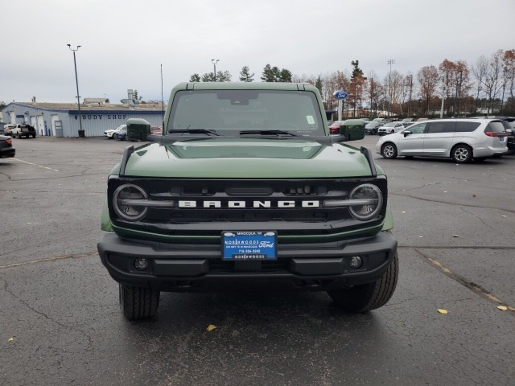 New 2025 Ford Bronco Outer Banks SUV