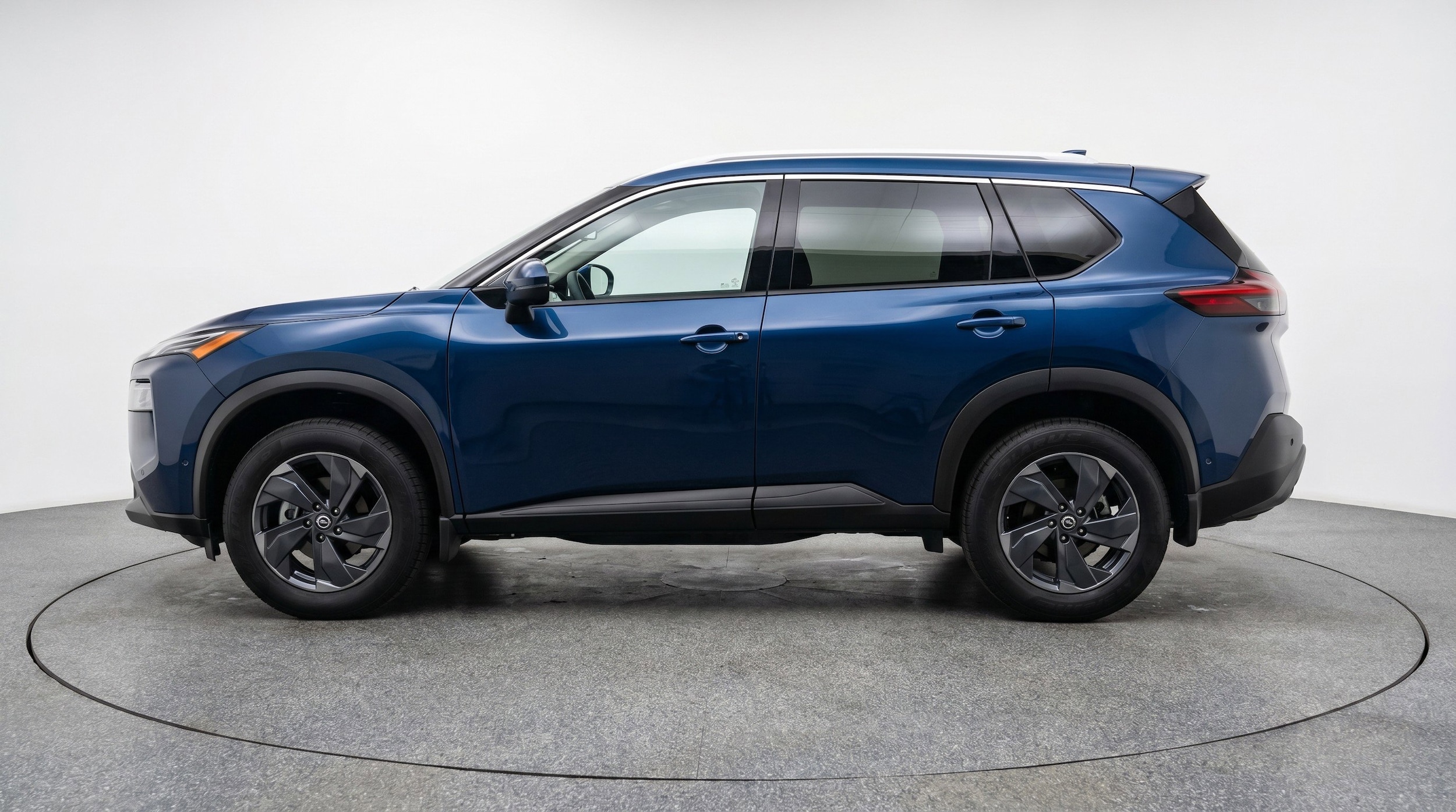 Thumbnail: 2025 Nissan Rogue - 5