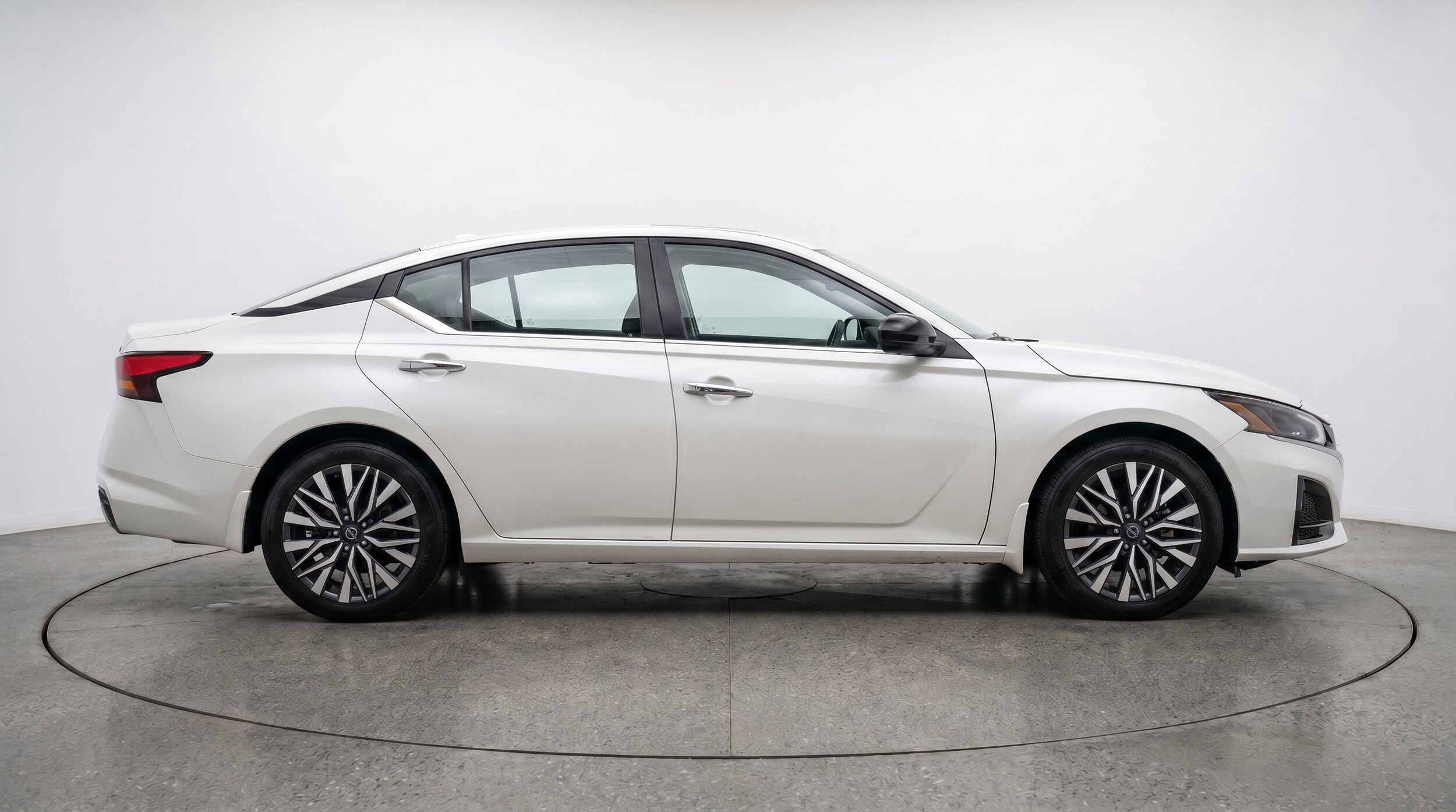 Thumbnail: 2025 Nissan Altima - 11
