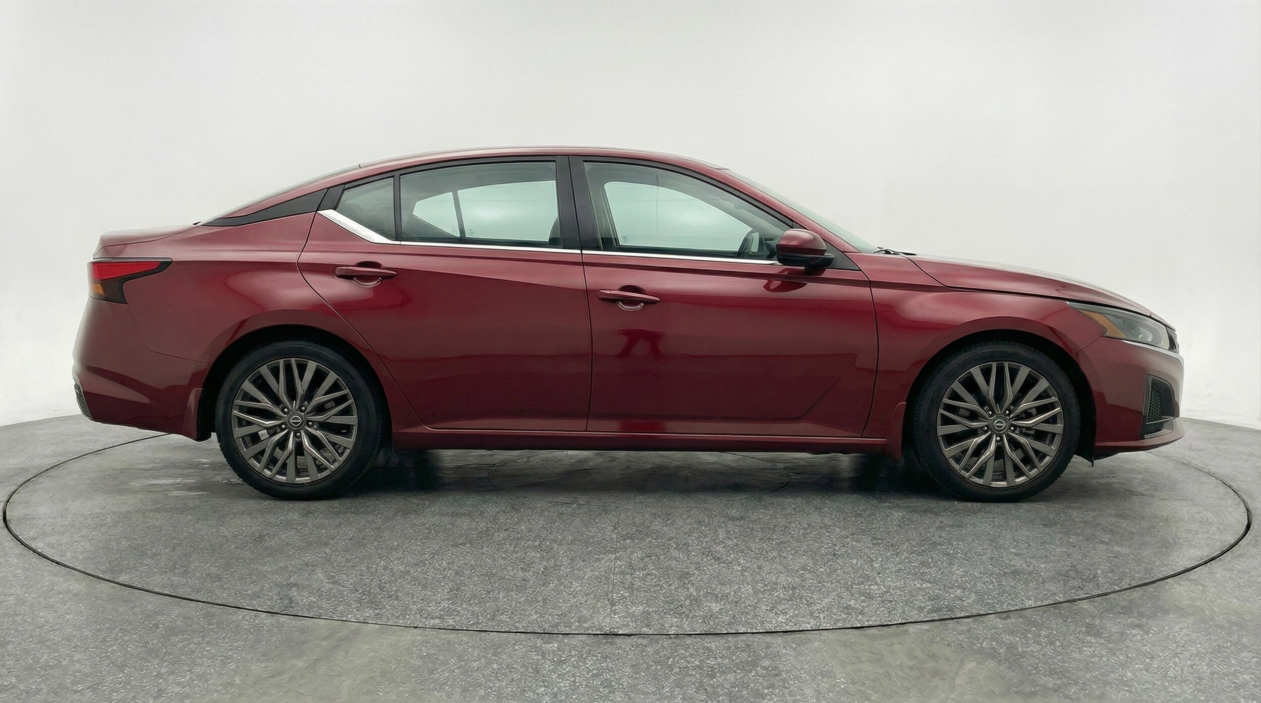 Thumbnail: 2025 Nissan Altima - 11