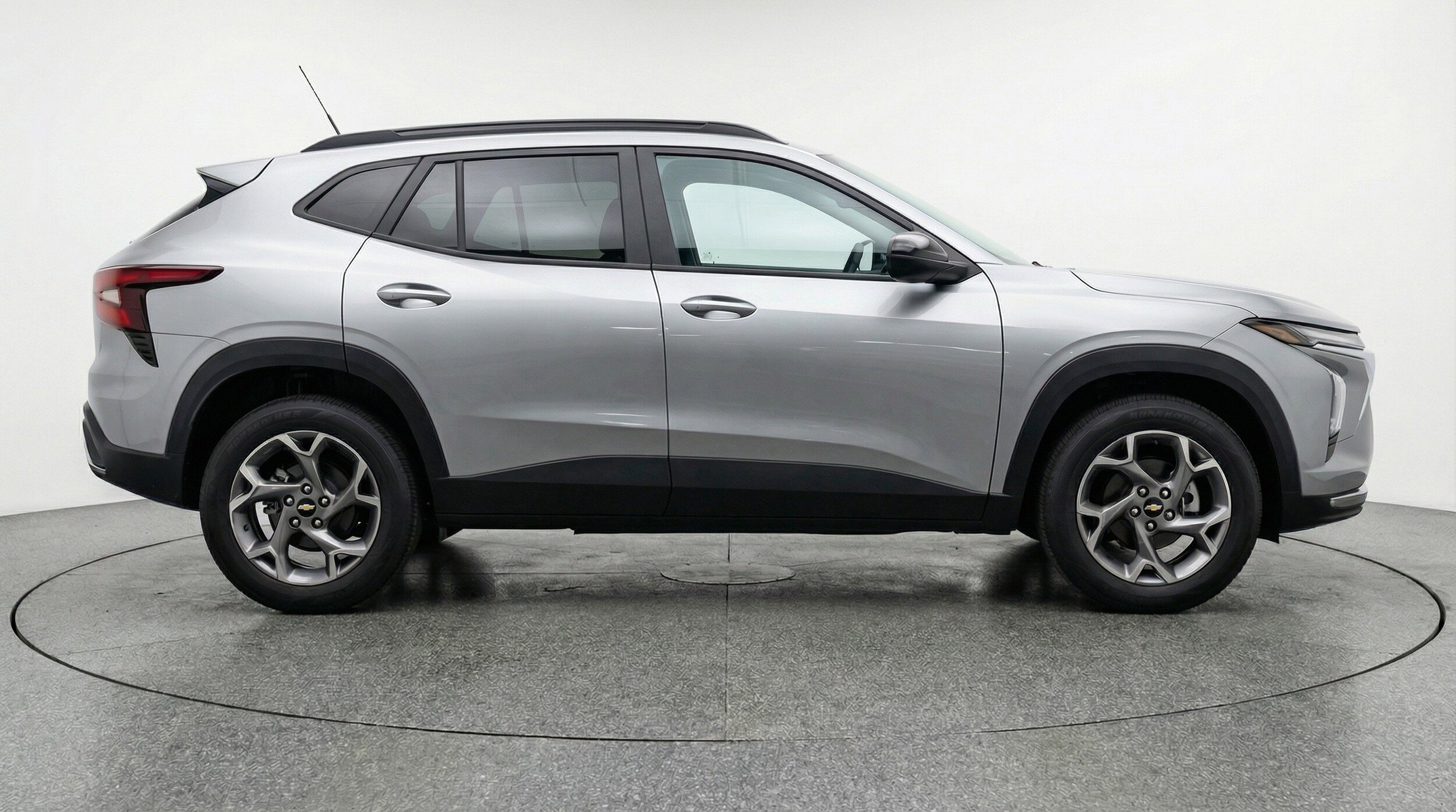 Thumbnail: 2025 Chevrolet Trax - 11