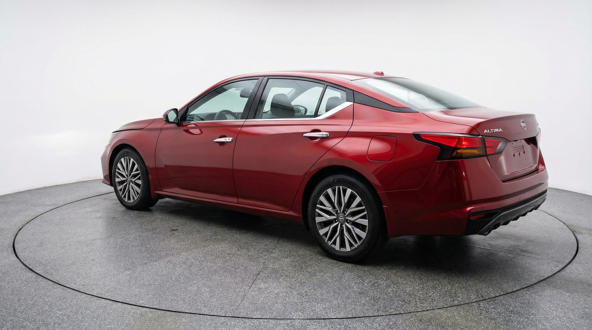 Thumbnail: 2025 Nissan Altima - 5