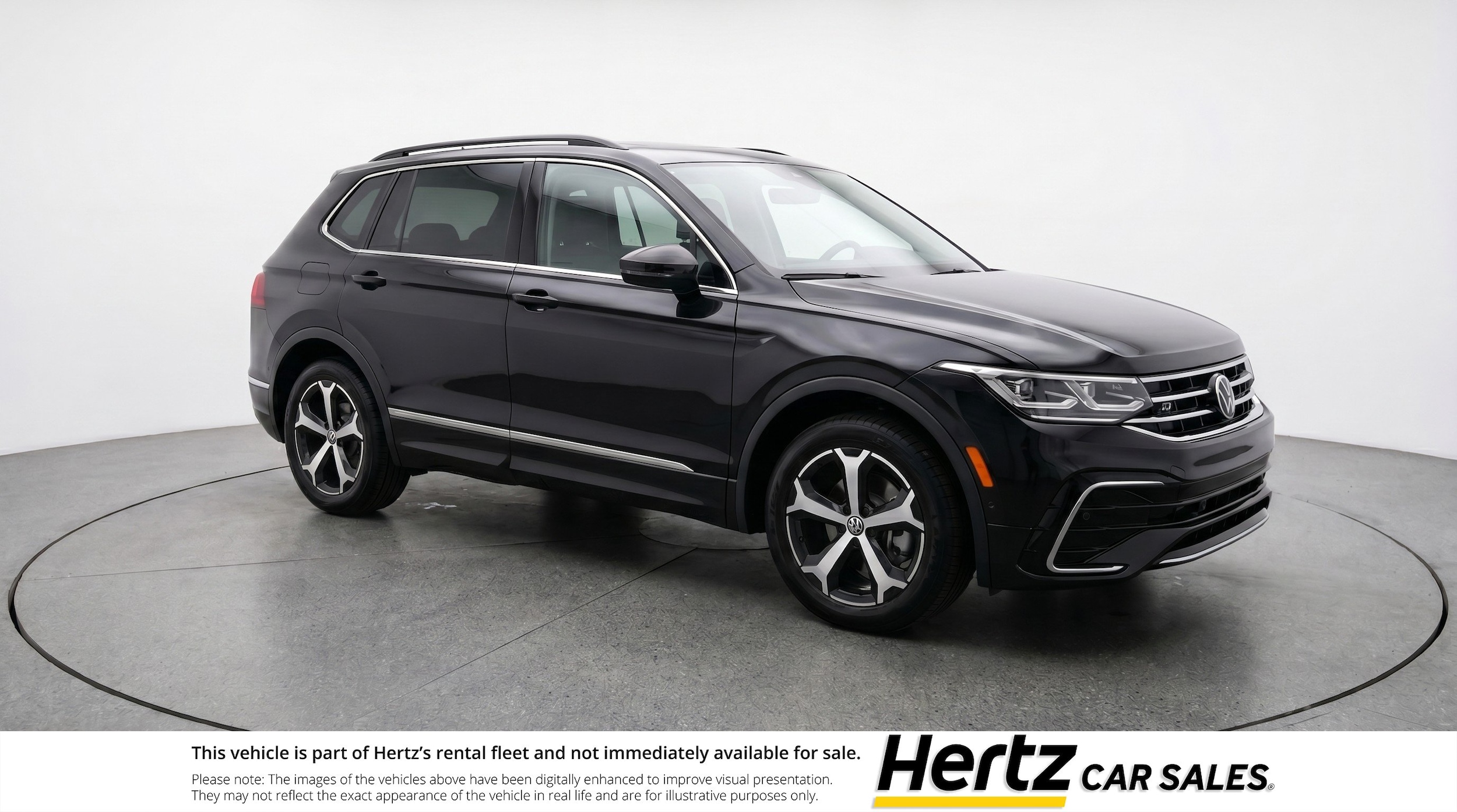 Thumbnail: 2026 Volkswagen Tiguan - 1