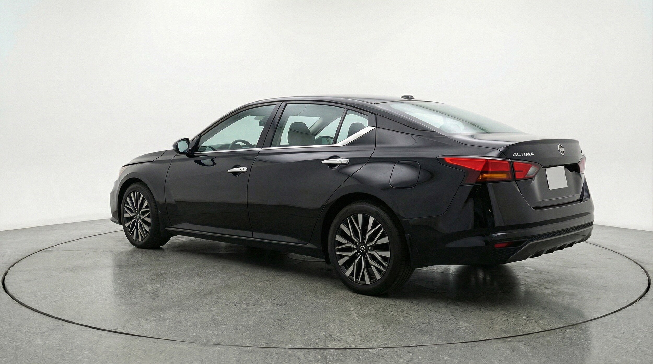 Thumbnail: 2025 Nissan Altima - 6