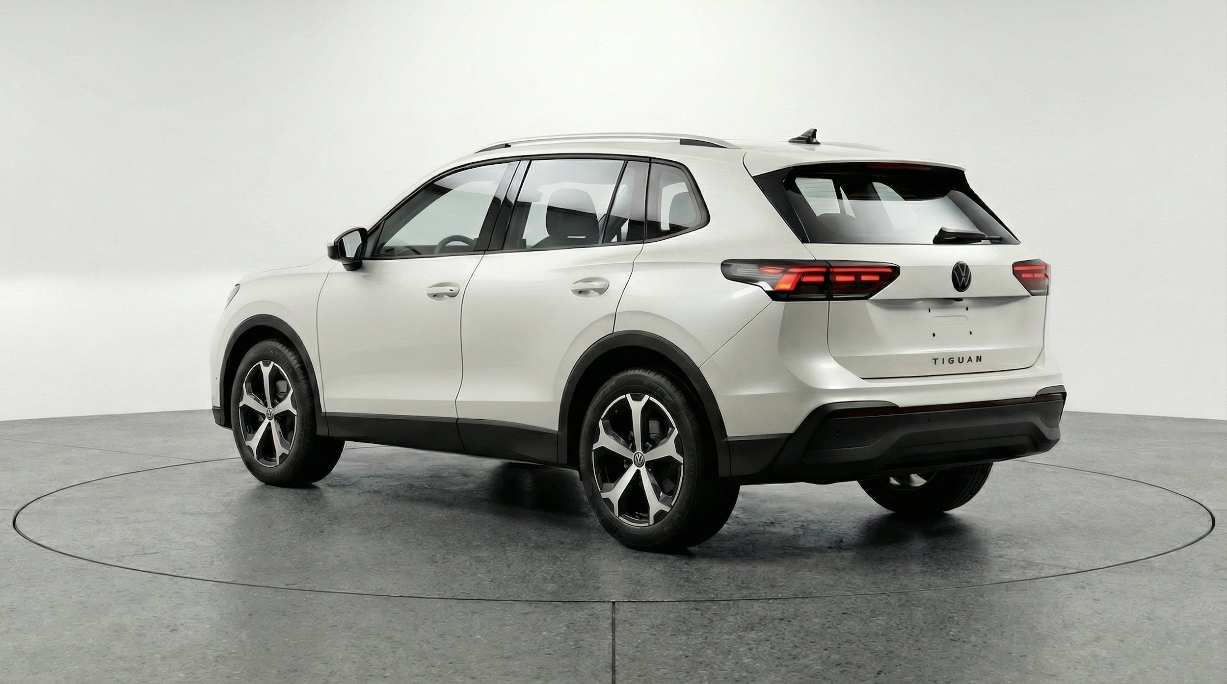 Thumbnail: 2026 Volkswagen Tiguan - 6