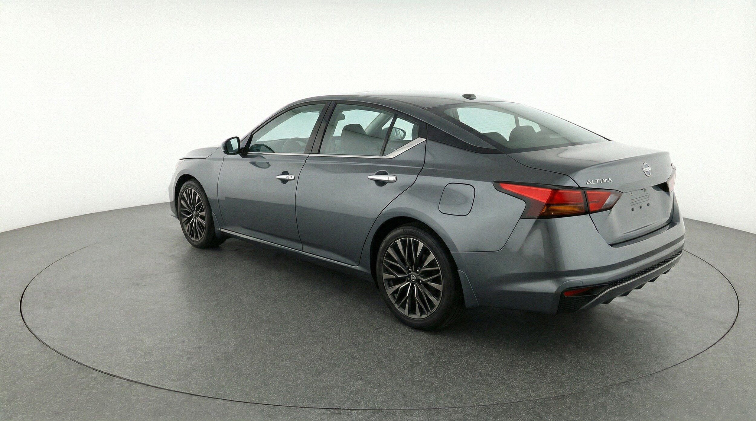 Thumbnail: 2025 Nissan Altima - 6