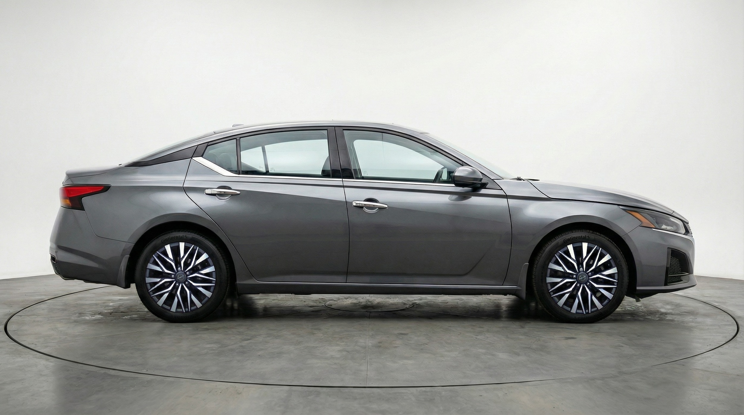 Thumbnail: 2025 Nissan Altima - 8