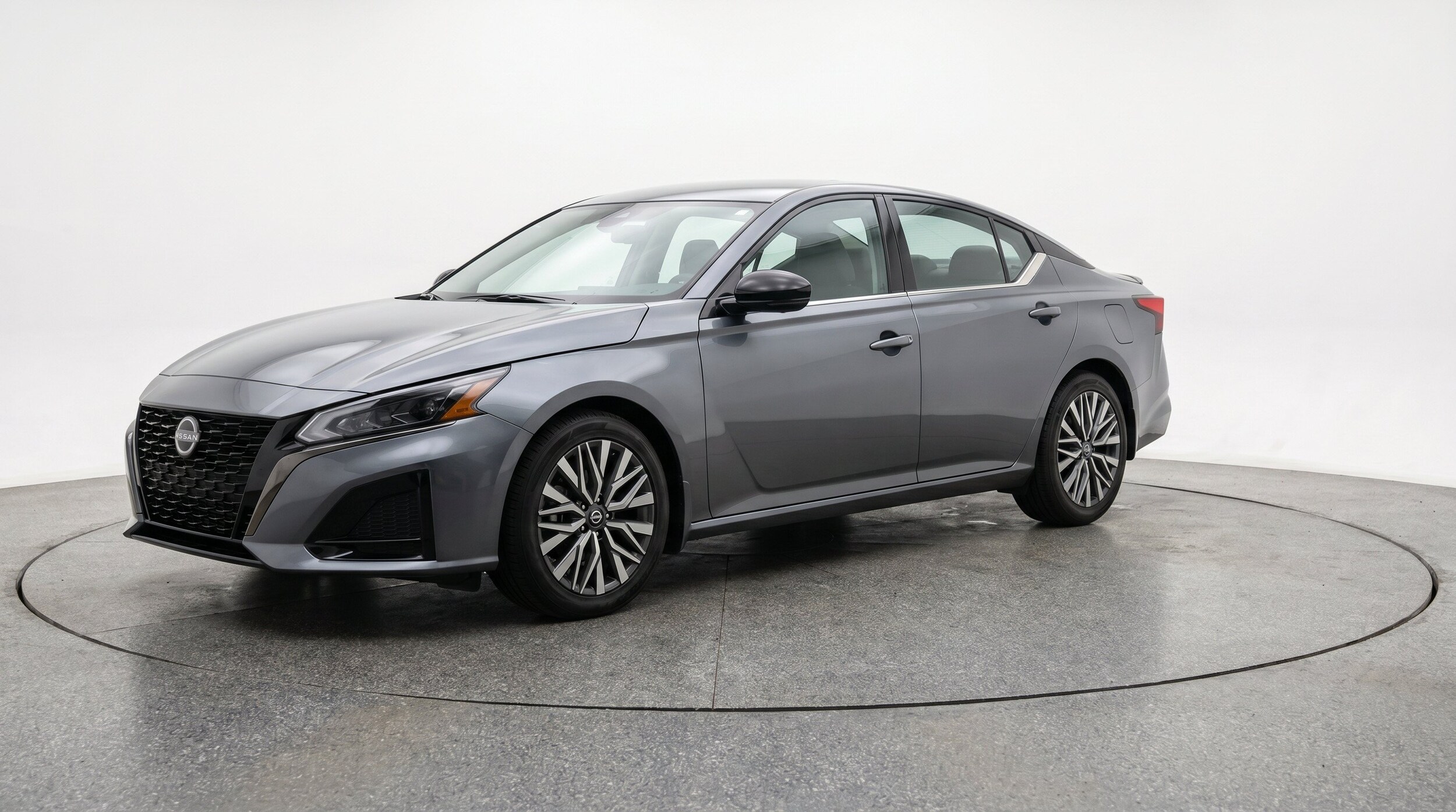 Thumbnail: 2025 Nissan Altima - 3