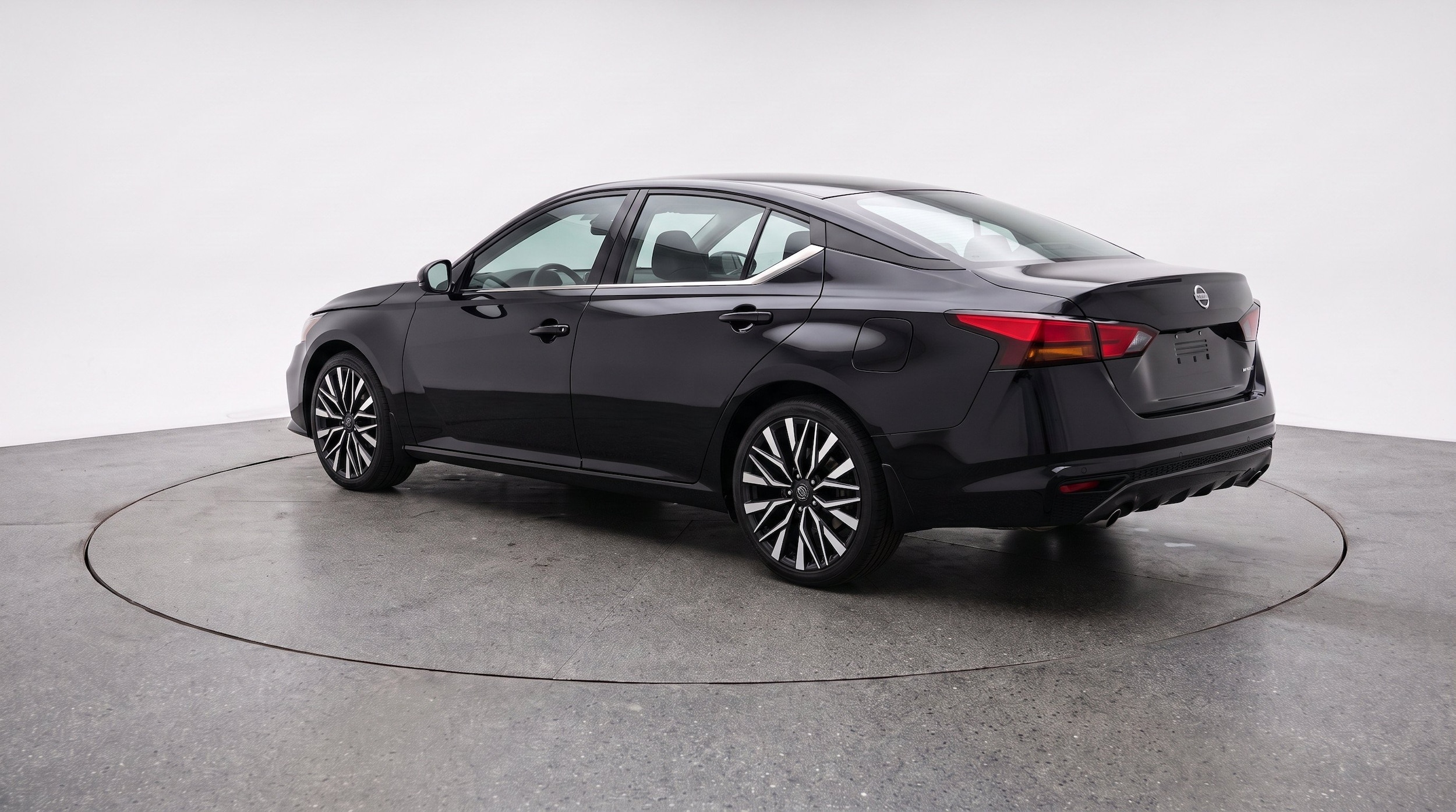 Thumbnail: 2025 Nissan Altima - 6