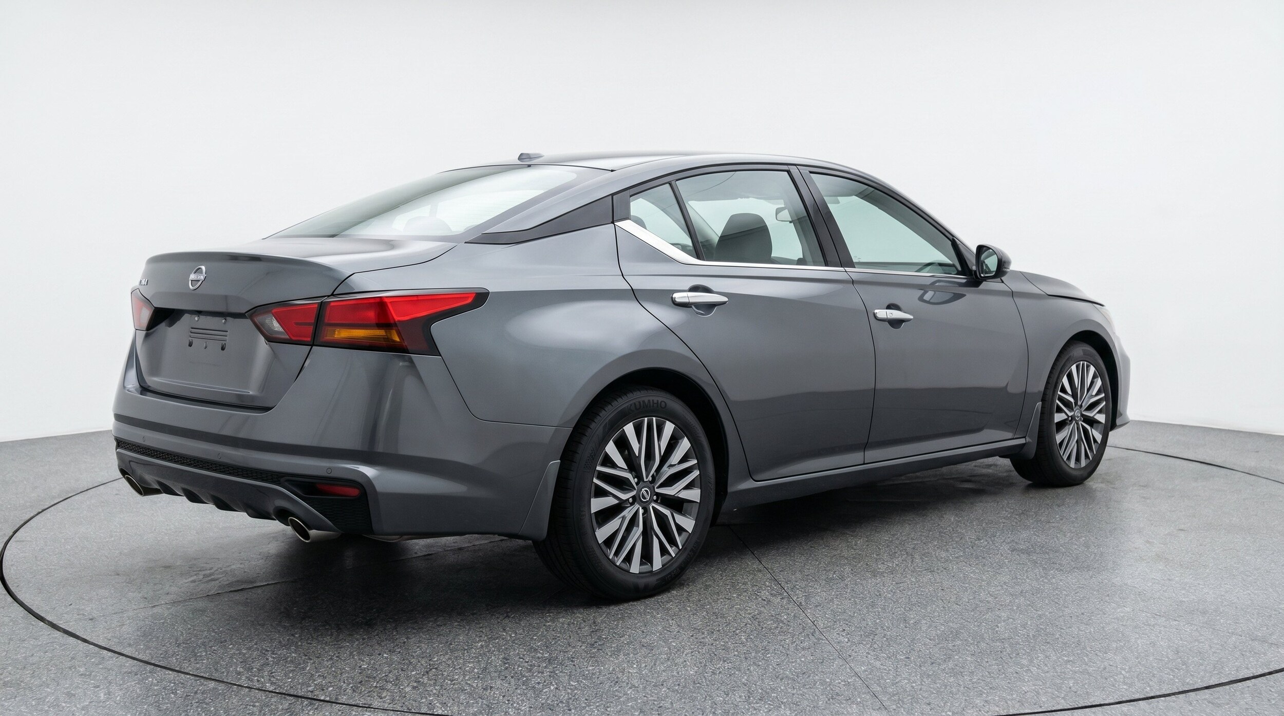 Thumbnail: 2025 Nissan Altima - 9