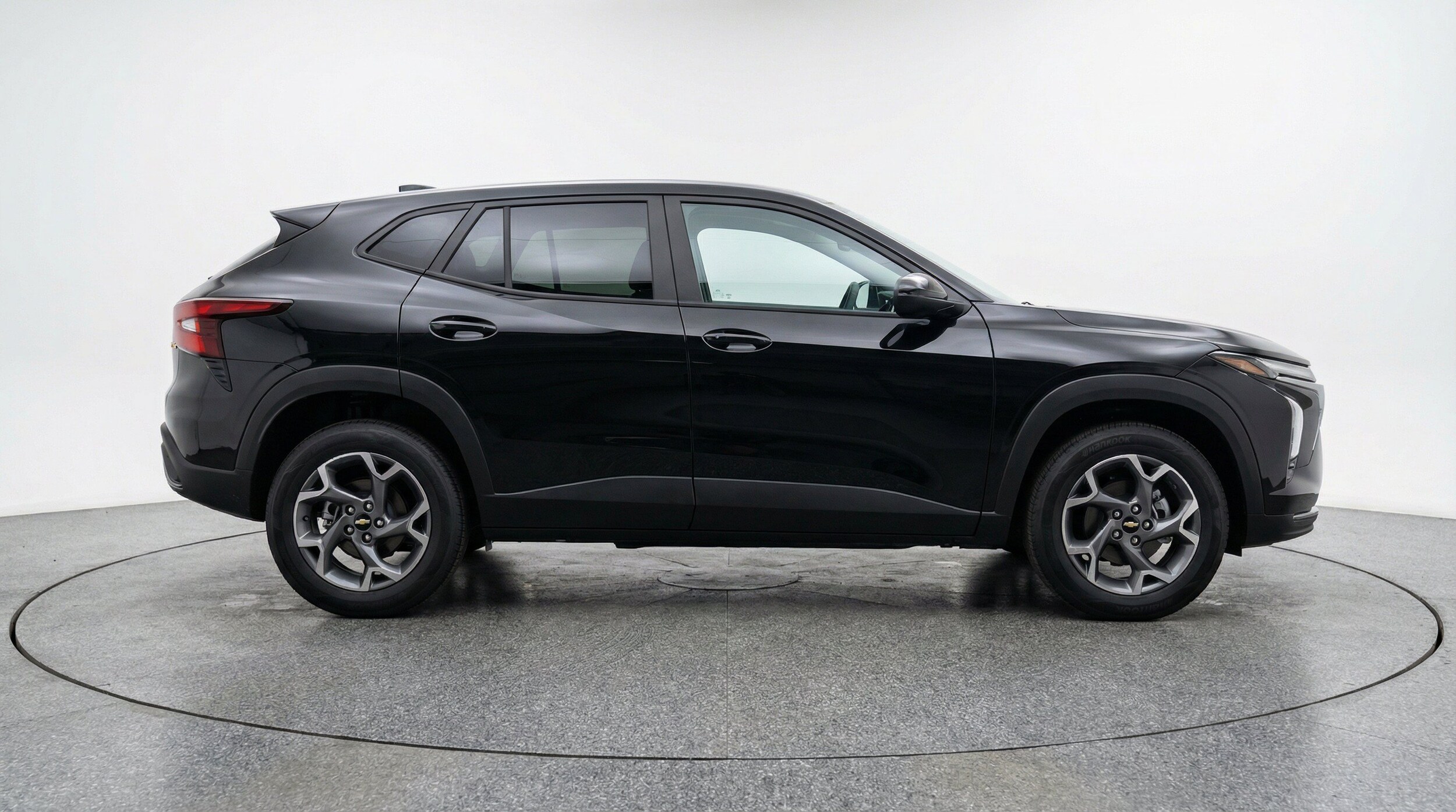 Thumbnail: 2025 Chevrolet Trax - 11
