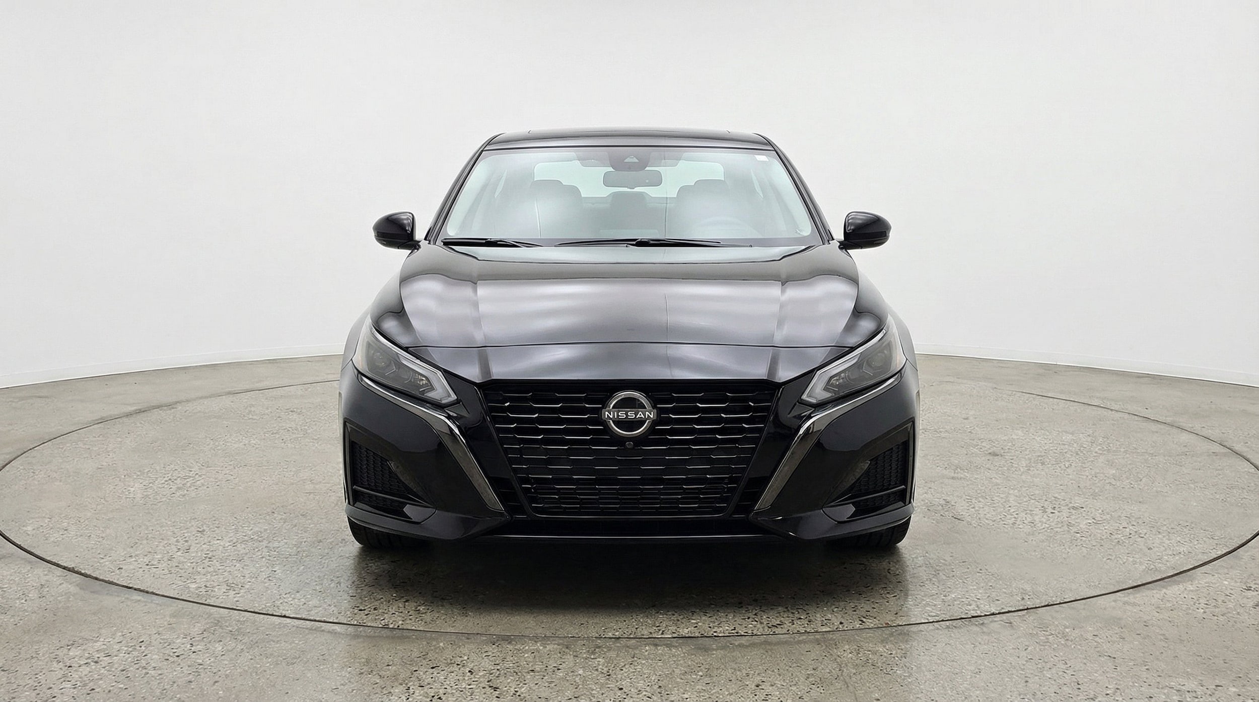 Thumbnail: 2025 Nissan Altima - 2